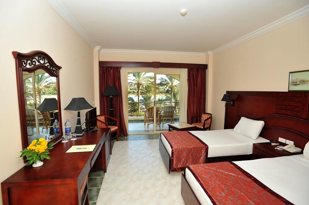 Brayka Bay Reef Resort Abu Dabbab Esterno foto