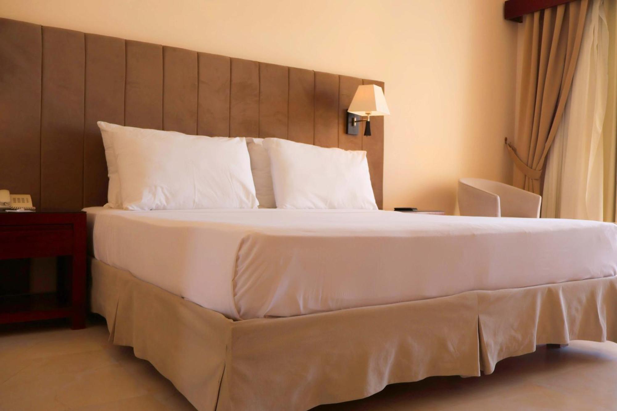 Brayka Bay Reef Resort Abu Dabbab Esterno foto