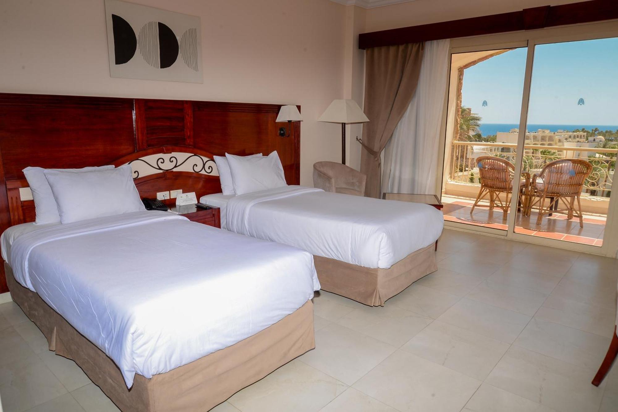 Brayka Bay Reef Resort Abu Dabbab Esterno foto